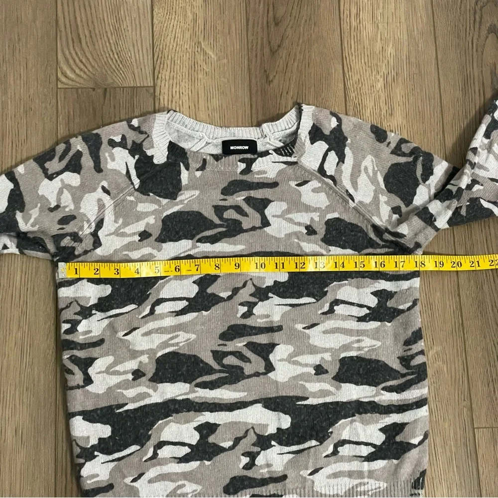 Monrow camo crewneck